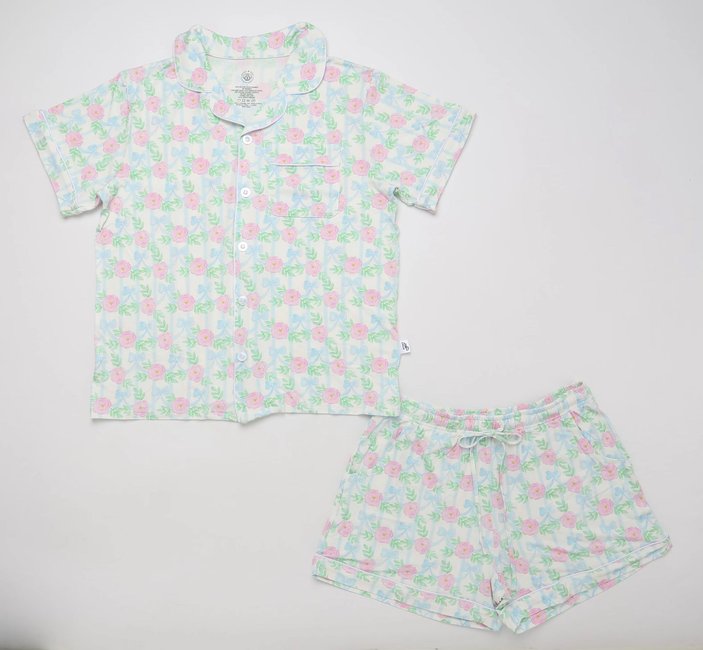 Ribbons and Roses Adult Set