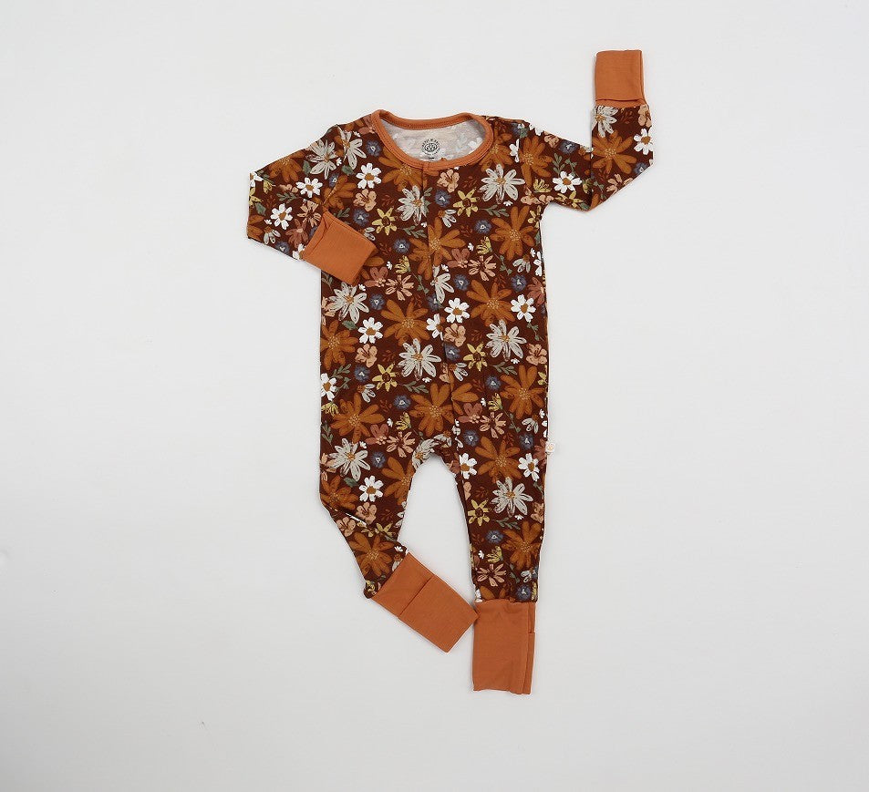 Meadows and Mocha Magnetic Sleeper